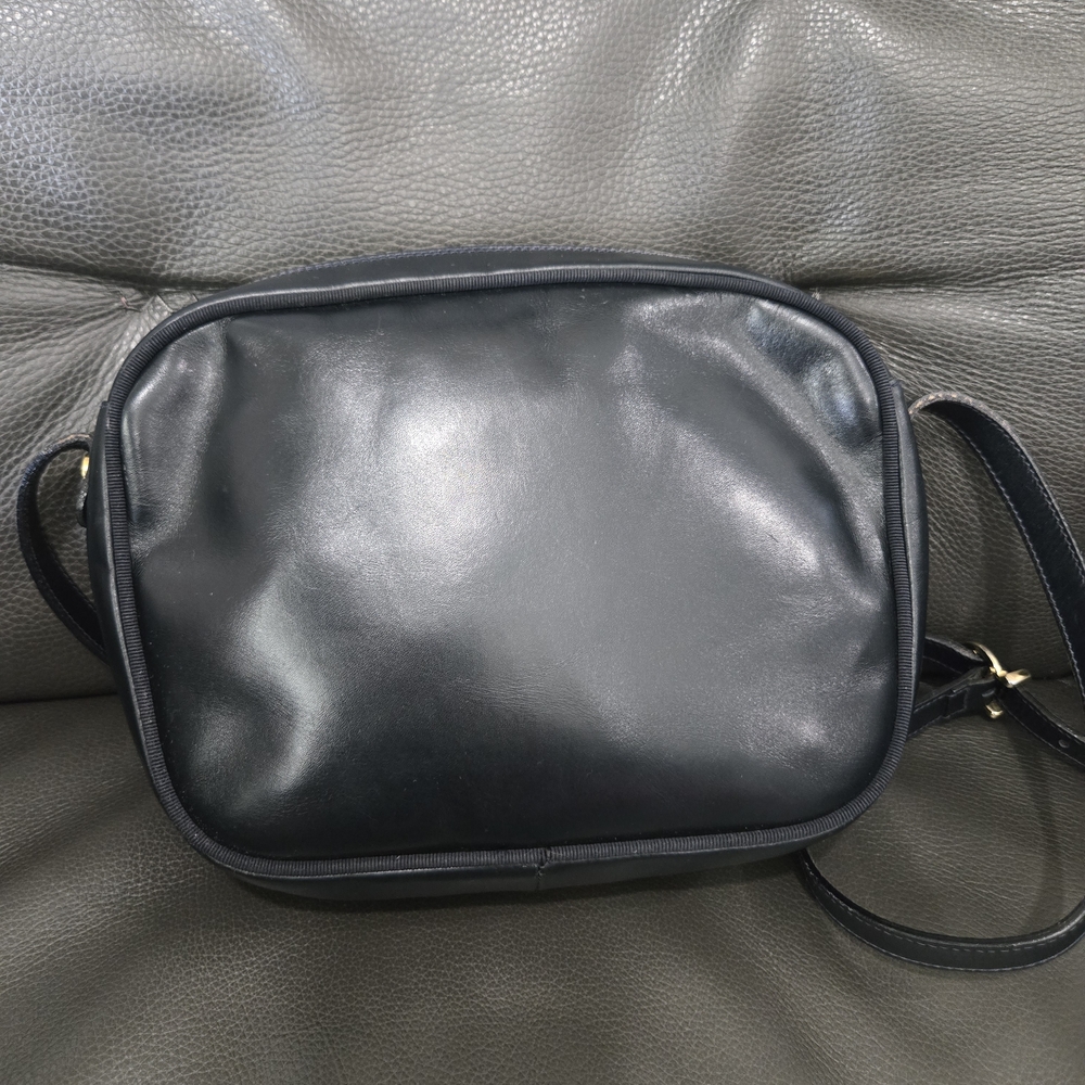 Salvatore Ferragamo Navy Vara Bow Leather Crossbody Bag - Picture 6 of 8